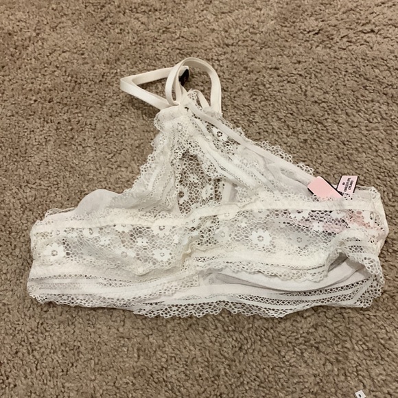 Brand new Victoria’s Secret bralette - Picture 2 of 7